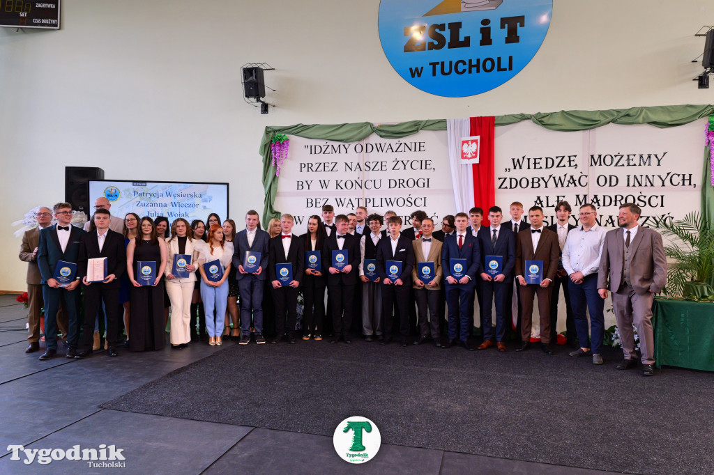 ZSLiT w Tucholi żegna absolwentów