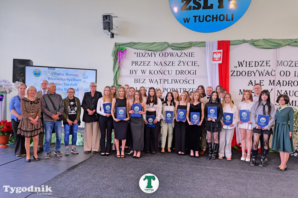 ZSLiT w Tucholi żegna absolwentów