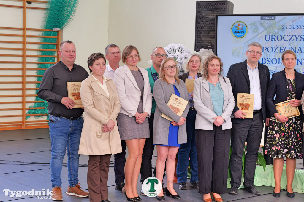 ZSLiT w Tucholi żegna absolwentów