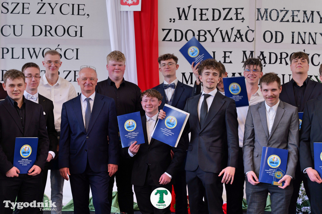 ZSLiT w Tucholi żegna absolwentów