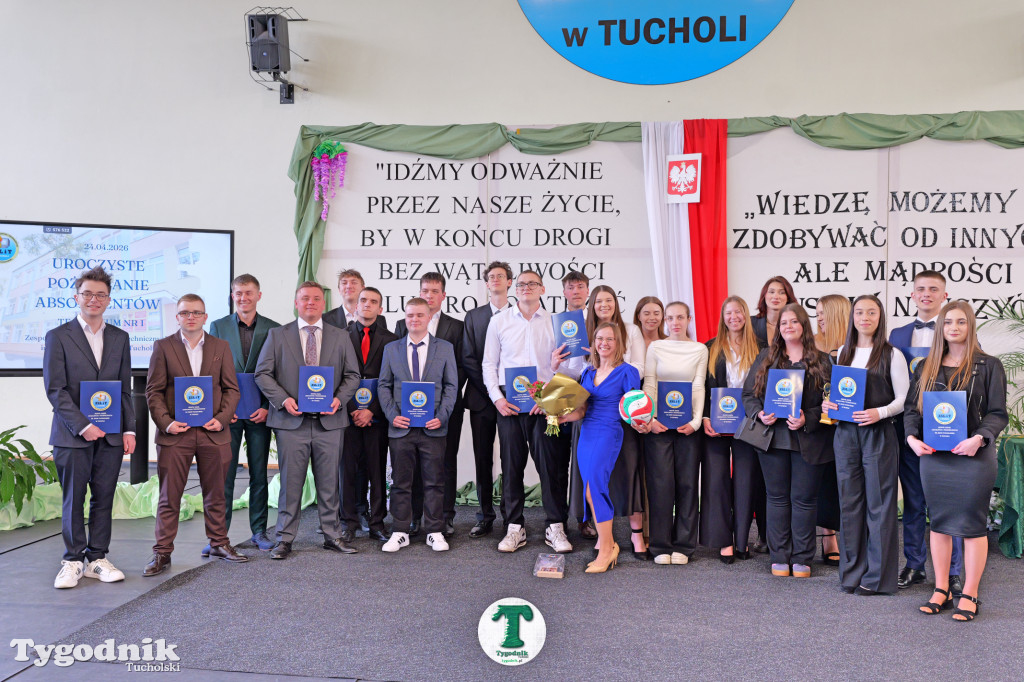 ZSLiT w Tucholi żegna absolwentów