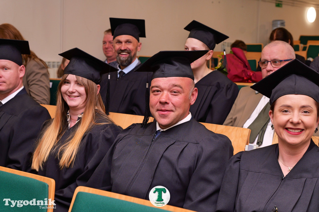 Absolwenci wydziału inżynieryjnego WSZŚ w Tucholi