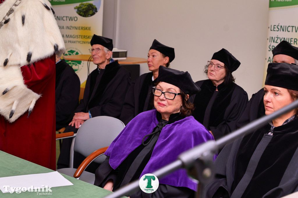 Absolwenci wydziału inżynieryjnego WSZŚ w Tucholi