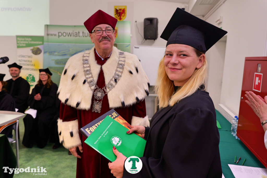 Absolwenci wydziału inżynieryjnego WSZŚ w Tucholi