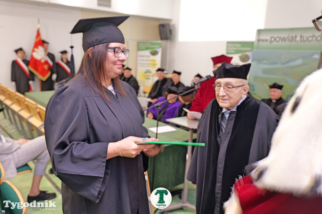 Absolwenci wydziału inżynieryjnego WSZŚ w Tucholi