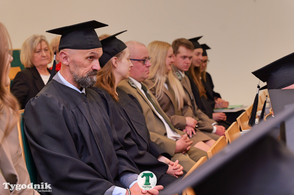 Absolwenci wydziału inżynieryjnego WSZŚ w Tucholi