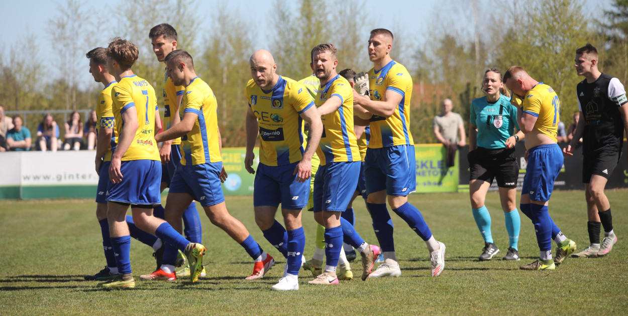 Klasa okręgowa: Rawys CEO Raciąż - PAP Osielsko 2:2 (2:2)
