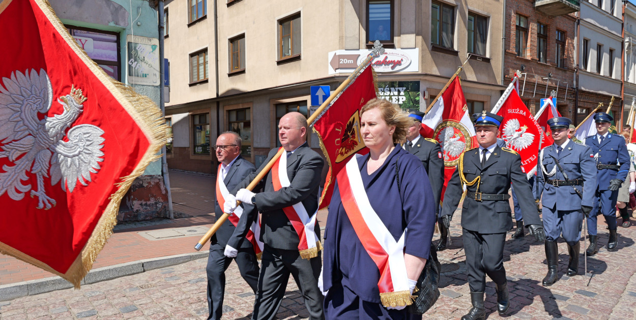 3 maja w Tucholi. Uroczystość z udziałem mieszkańców