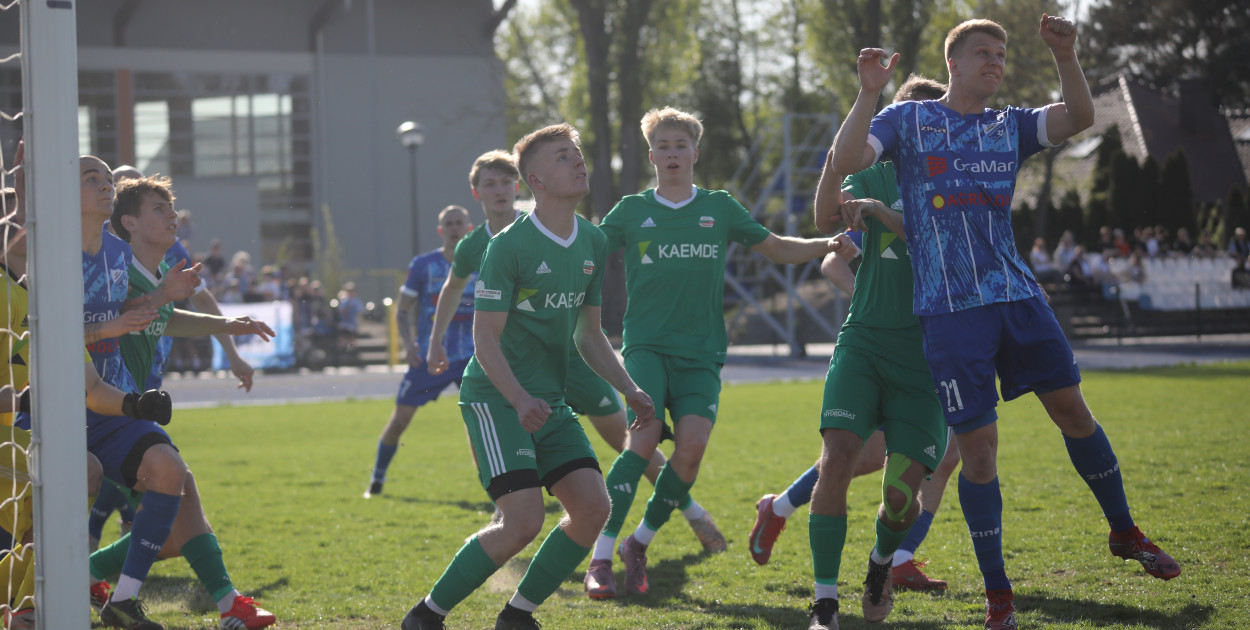 Klasa okręgowa: Drwęca Golub-Dobrzyń - Tucholanka Tuchola 1:1 (0:0).