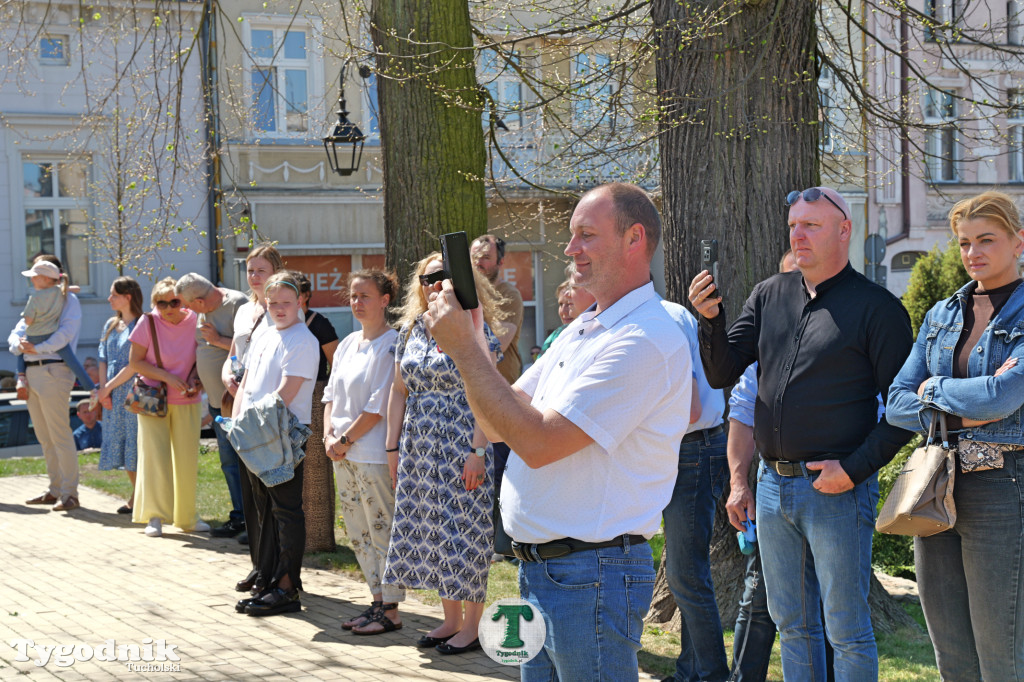 3 maja w Tucholi. Uroczystość z udziałem mieszkańców