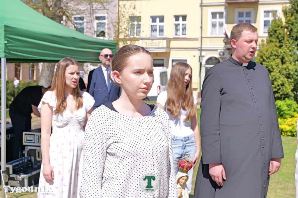 3 maja w Tucholi. Uroczystość z udziałem mieszkańców