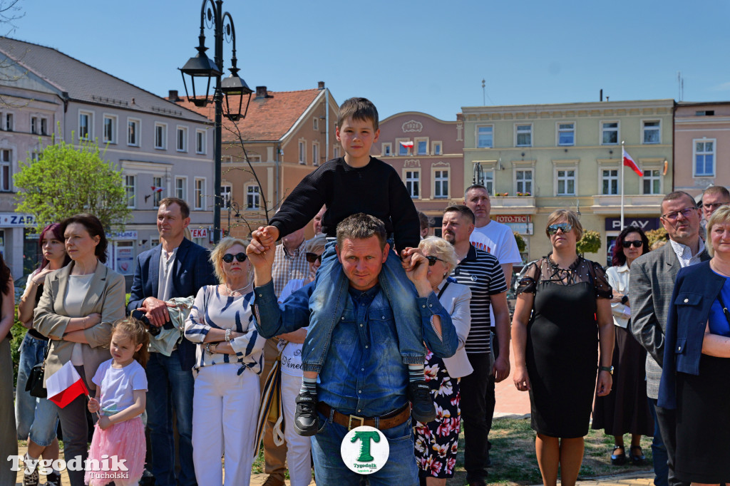 3 maja w Tucholi. Uroczystość z udziałem mieszkańców