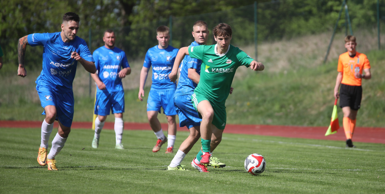 Klasa okręgowa: Tucholanka Tuchola - Wisła Gruczno 1:2 (0:0).