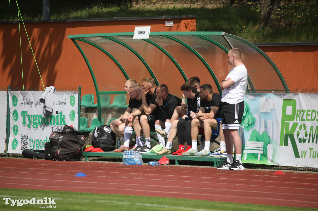Klasa okręgowa: Tucholanka Tuchola - Wisła Gruczno 1:2 (0:0).