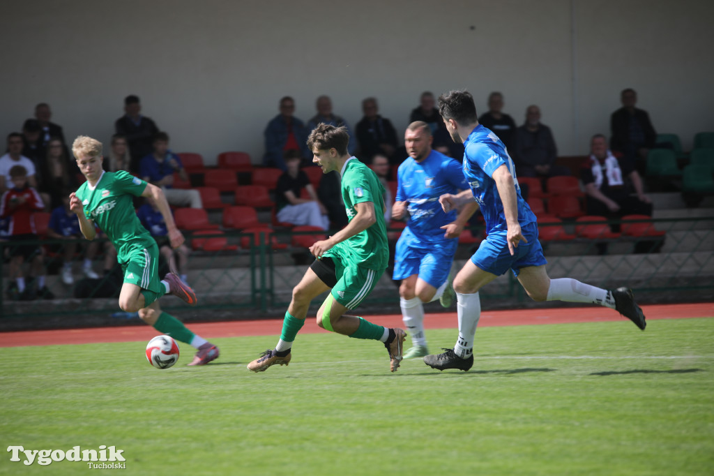 Klasa okręgowa: Tucholanka Tuchola - Wisła Gruczno 1:2 (0:0).