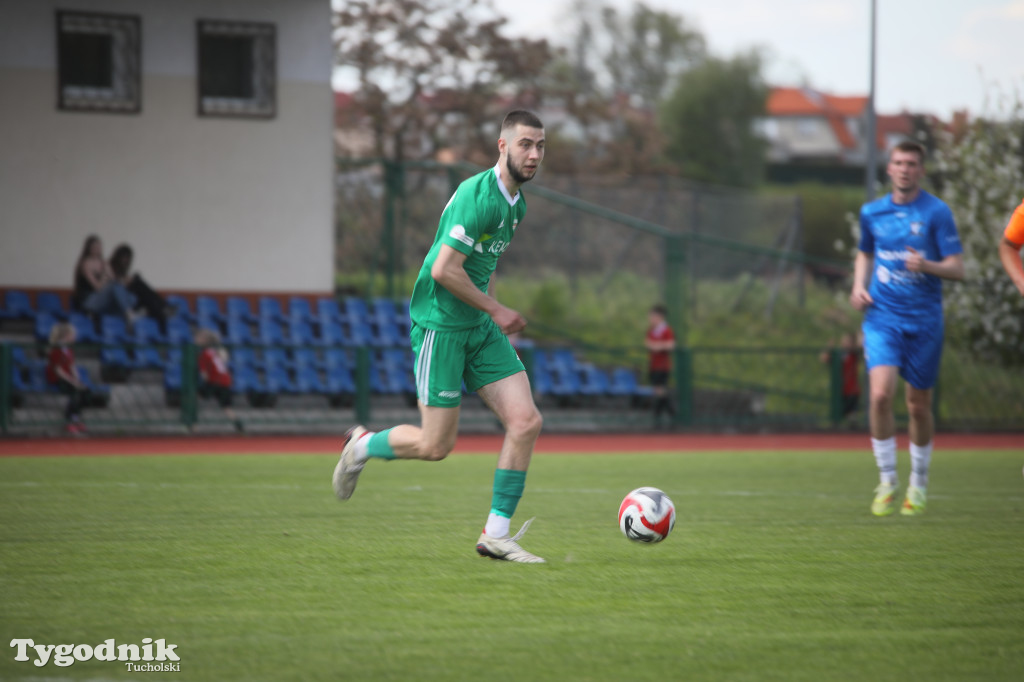 Klasa okręgowa: Tucholanka Tuchola - Wisła Gruczno 1:2 (0:0).