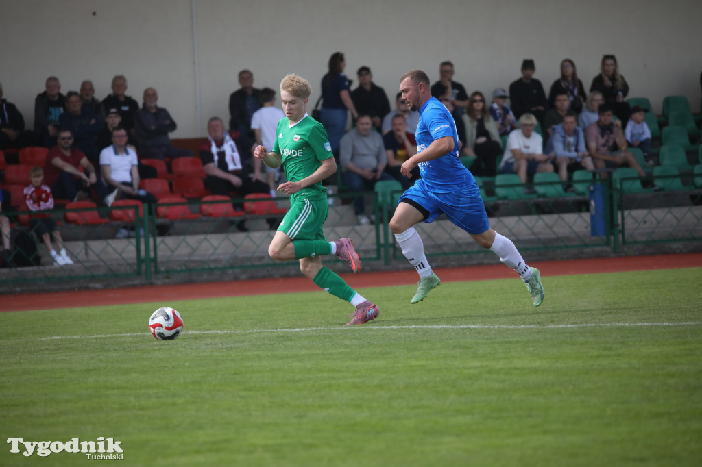 Klasa okręgowa: Tucholanka Tuchola - Wisła Gruczno 1:2 (0:0).