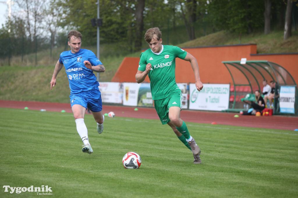 Klasa okręgowa: Tucholanka Tuchola - Wisła Gruczno 1:2 (0:0).