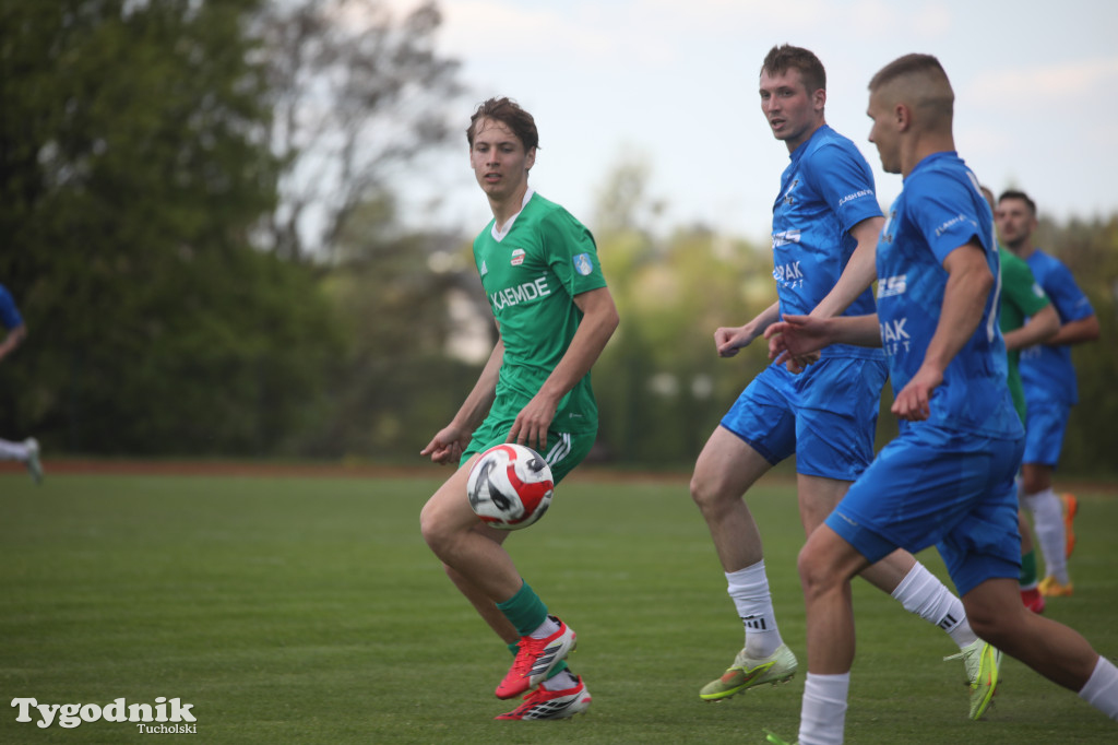 Klasa okręgowa: Tucholanka Tuchola - Wisła Gruczno 1:2 (0:0).