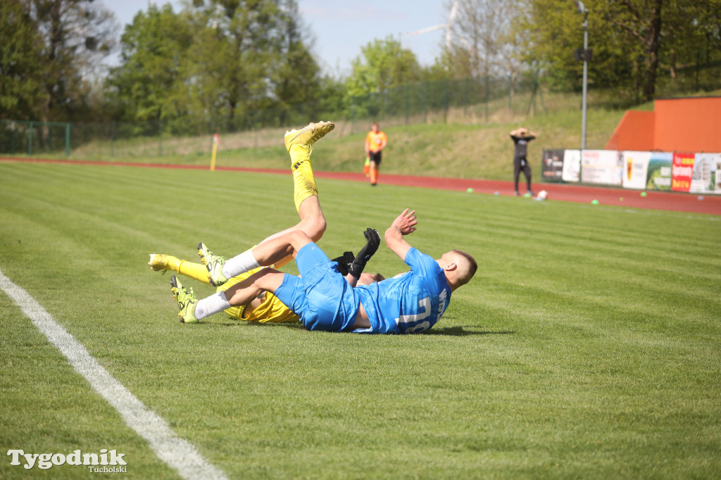 Klasa okręgowa: Tucholanka Tuchola - Wisła Gruczno 1:2 (0:0).