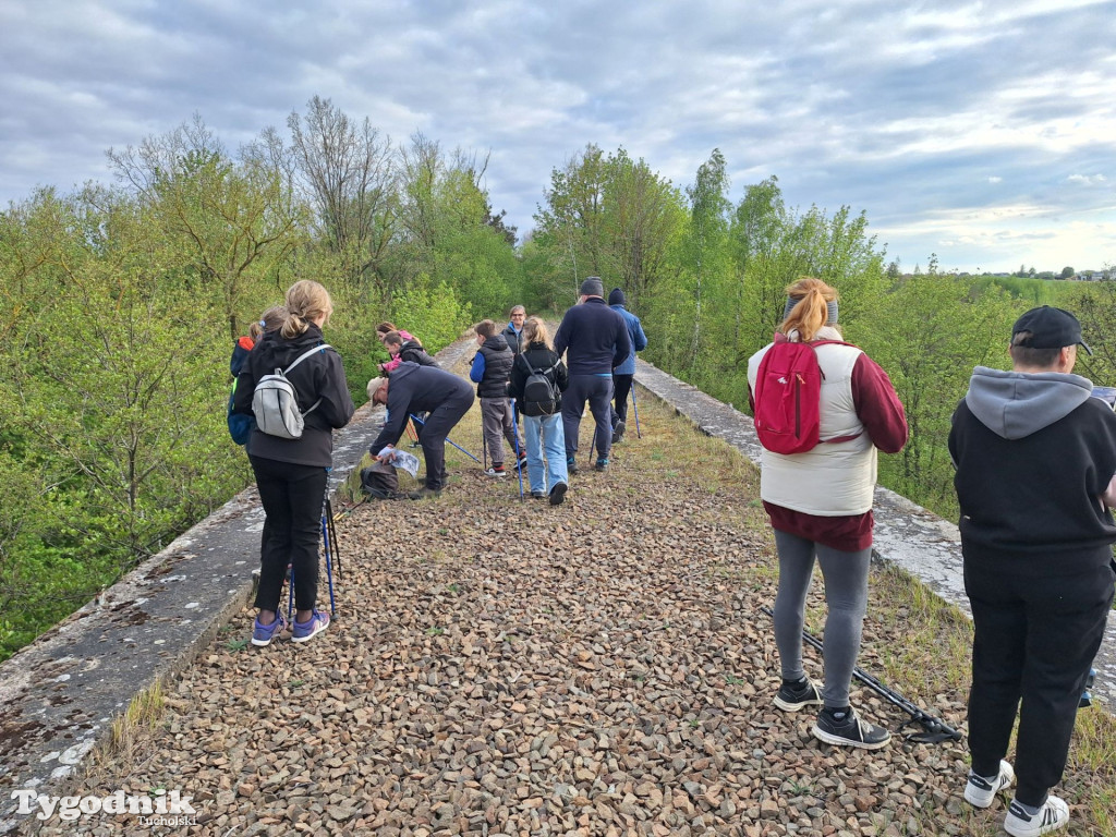 Sapcer nordic walking z historią regionu