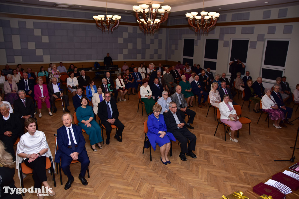 Jubileusze małżeńskie w gminie Tuchola. Złoci, szmaragdowi i diamentowi jubilaci