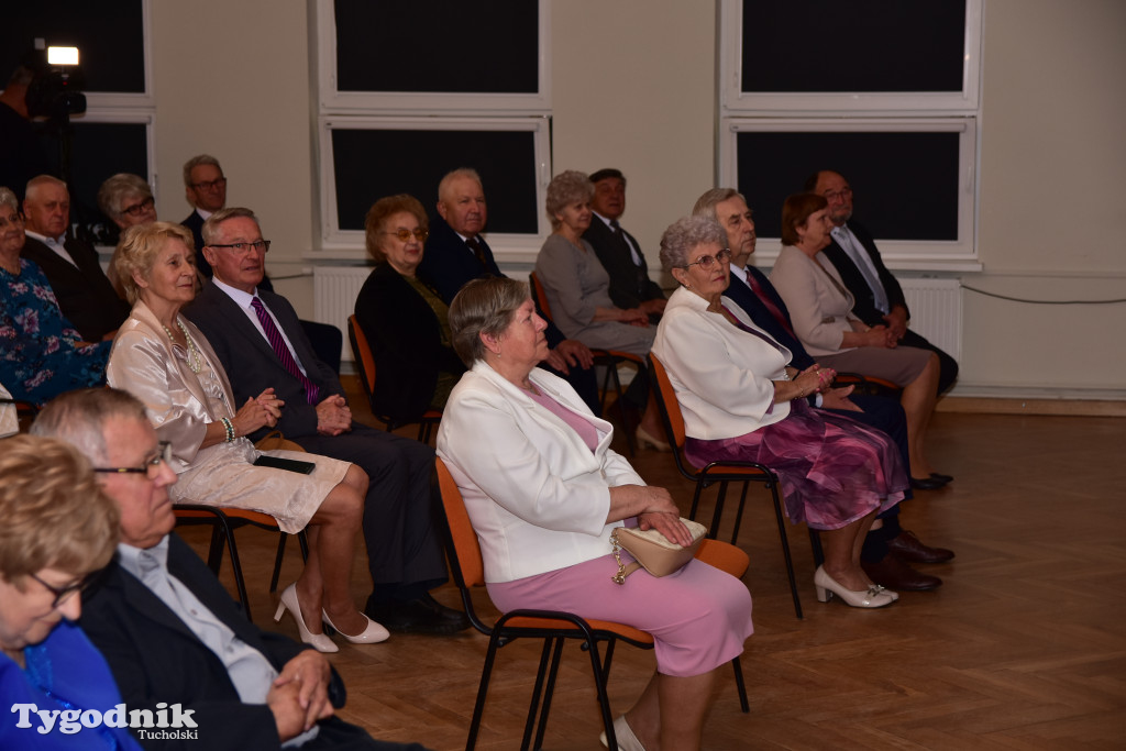 Jubileusze małżeńskie w gminie Tuchola. Złoci, szmaragdowi i diamentowi jubilaci