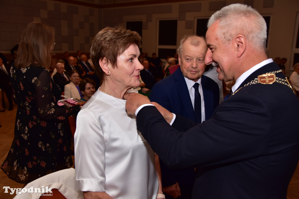 Jubileusze małżeńskie w gminie Tuchola. Złoci, szmaragdowi i diamentowi jubilaci
