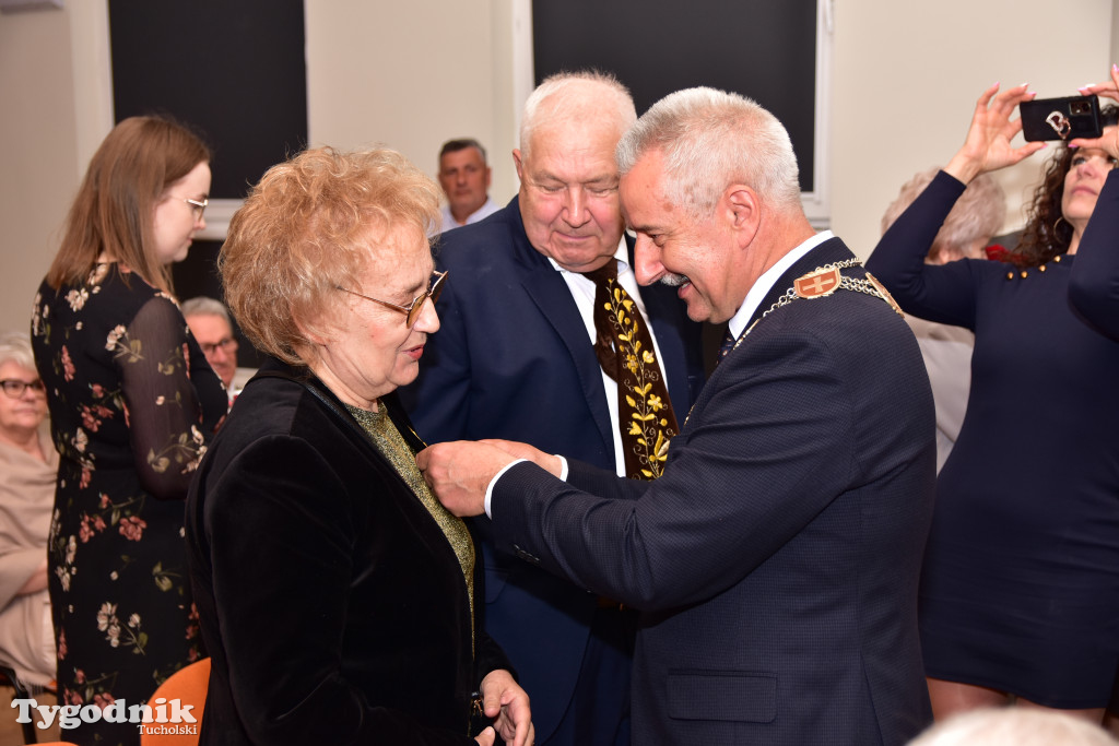 Jubileusze małżeńskie w gminie Tuchola. Złoci, szmaragdowi i diamentowi jubilaci