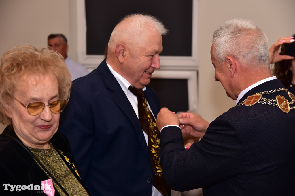 Jubileusze małżeńskie w gminie Tuchola. Złoci, szmaragdowi i diamentowi jubilaci
