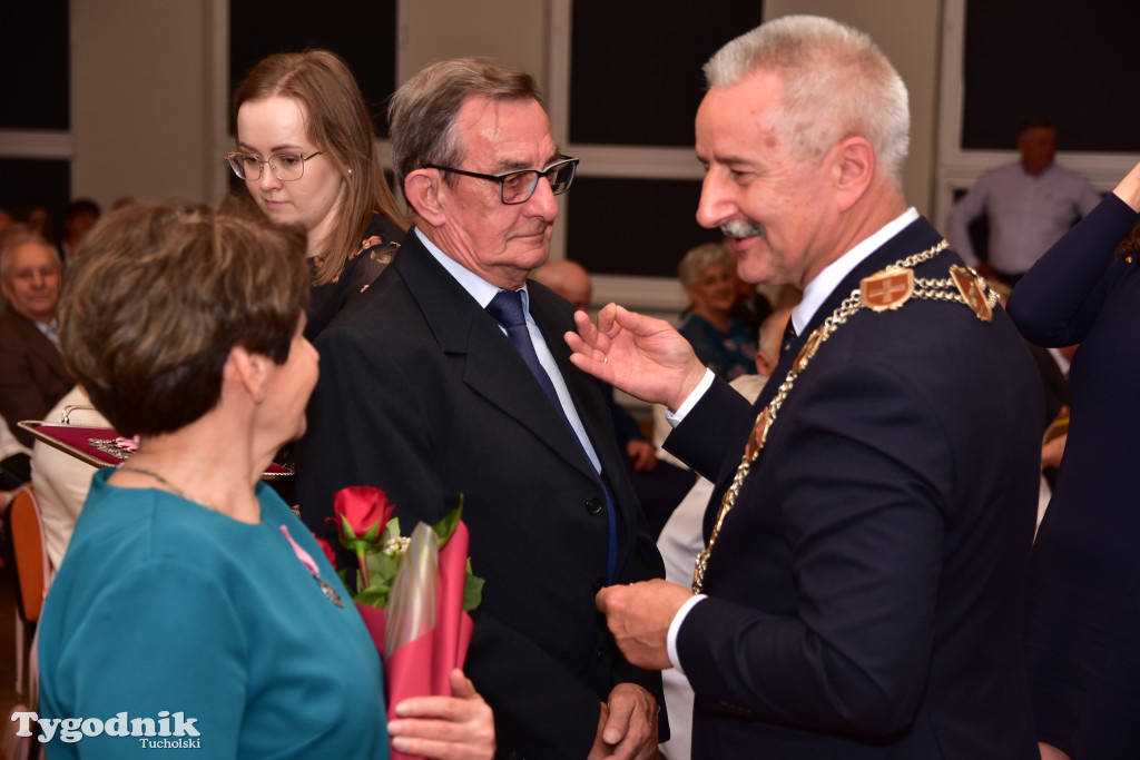 Jubileusze małżeńskie w gminie Tuchola. Złoci, szmaragdowi i diamentowi jubilaci