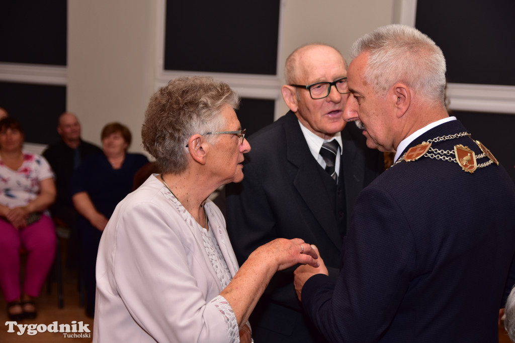 Jubileusze małżeńskie w gminie Tuchola. Złoci, szmaragdowi i diamentowi jubilaci
