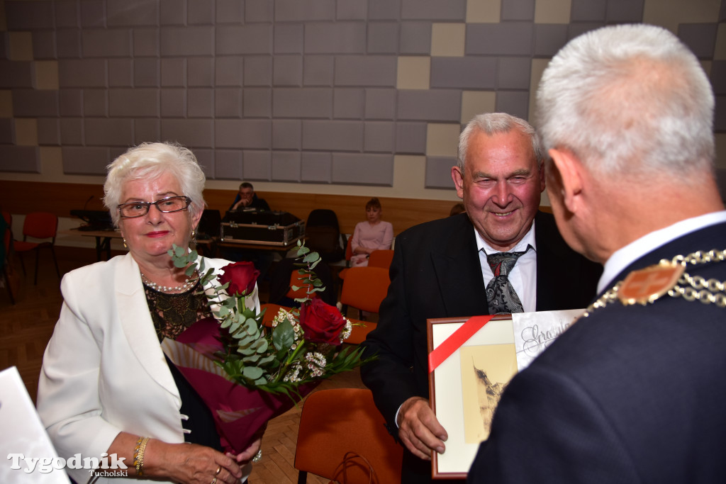Jubileusze małżeńskie w gminie Tuchola. Złoci, szmaragdowi i diamentowi jubilaci