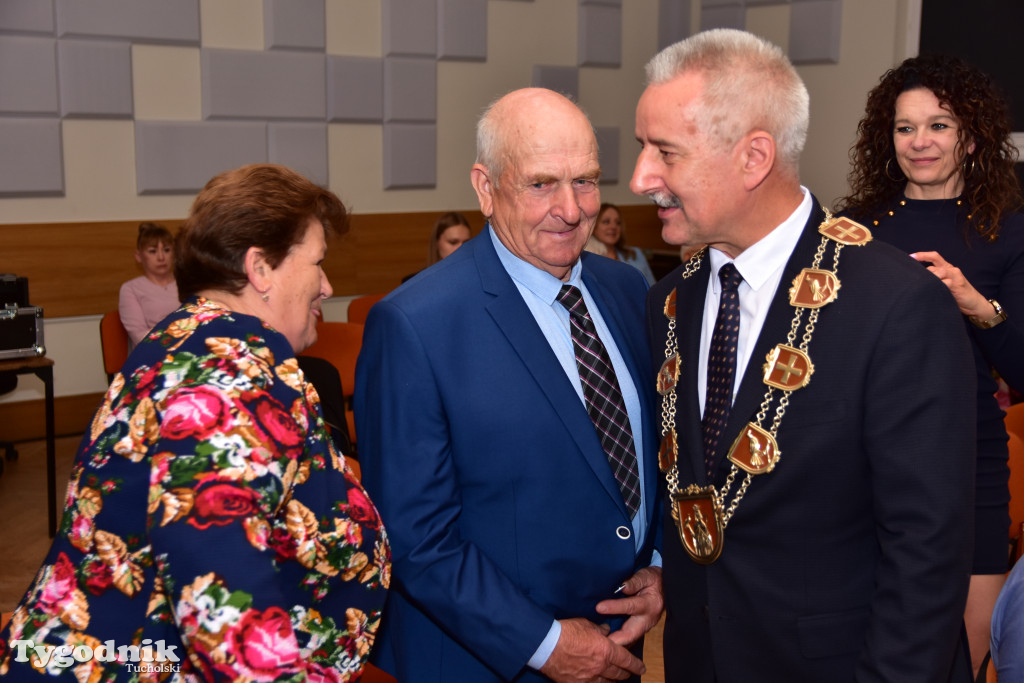 Jubileusze małżeńskie w gminie Tuchola. Złoci, szmaragdowi i diamentowi jubilaci