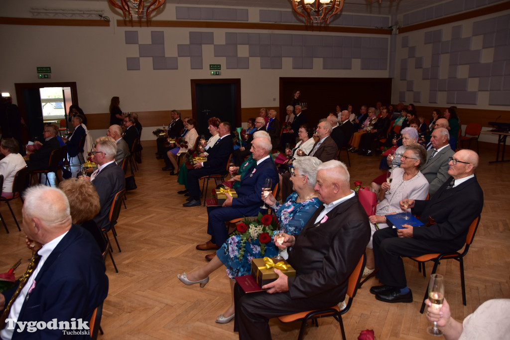 Jubileusze małżeńskie w gminie Tuchola. Złoci, szmaragdowi i diamentowi jubilaci