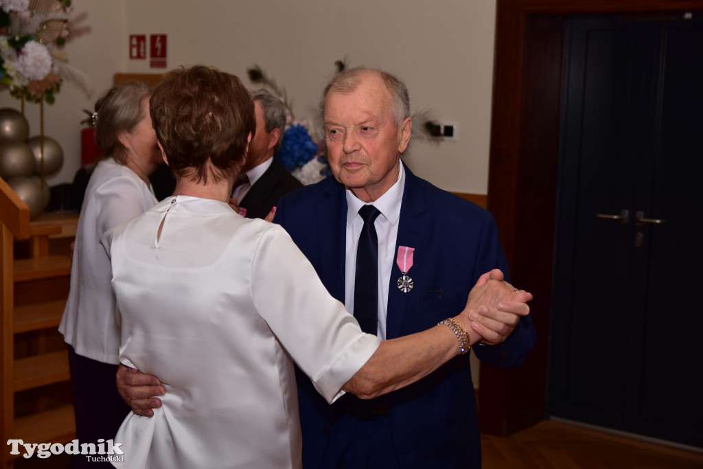 Jubileusze małżeńskie w gminie Tuchola. Złoci, szmaragdowi i diamentowi jubilaci