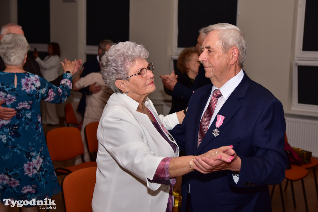 Jubileusze małżeńskie w gminie Tuchola. Złoci, szmaragdowi i diamentowi jubilaci