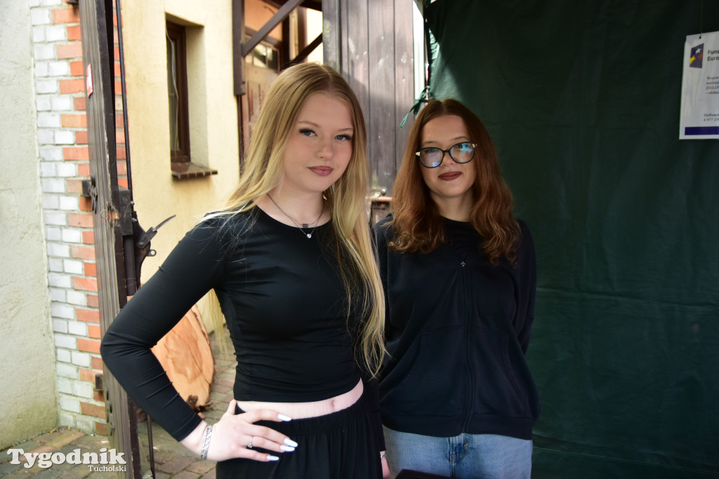 Tuchoski Park Krajobrazowy: Happening na cześć pszczół i niezapominajek