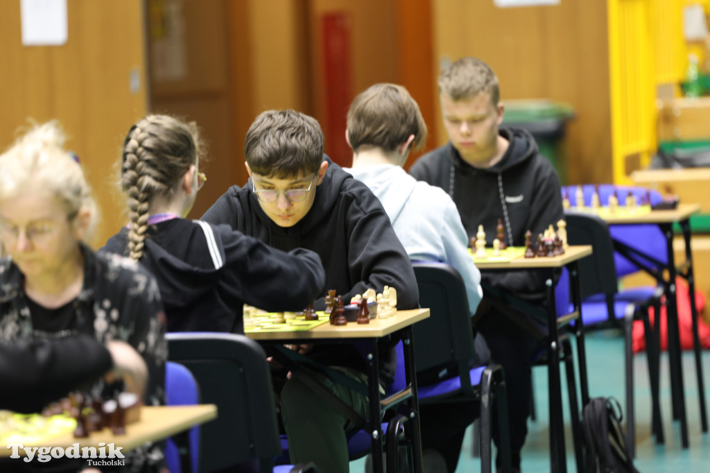 Dwa dni szachów w tucholskiej hali - mistrzostwa LZS