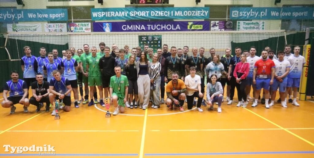 Finał Tucholskiej Ligi Siatkówki - gospodarze zwycięzcami
