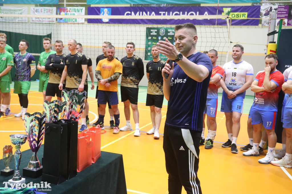 Finał Tucholskiej Ligi Siatkówki - gospodarze zwycięzcami