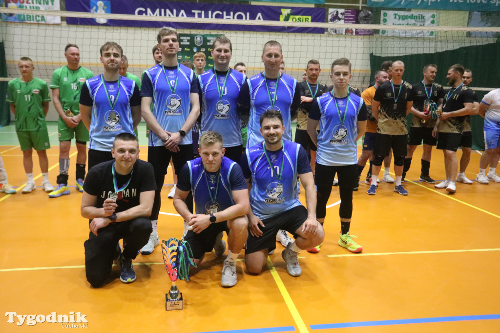 Finał Tucholskiej Ligi Siatkówki - gospodarze zwycięzcami