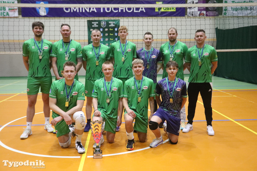 Finał Tucholskiej Ligi Siatkówki - gospodarze zwycięzcami