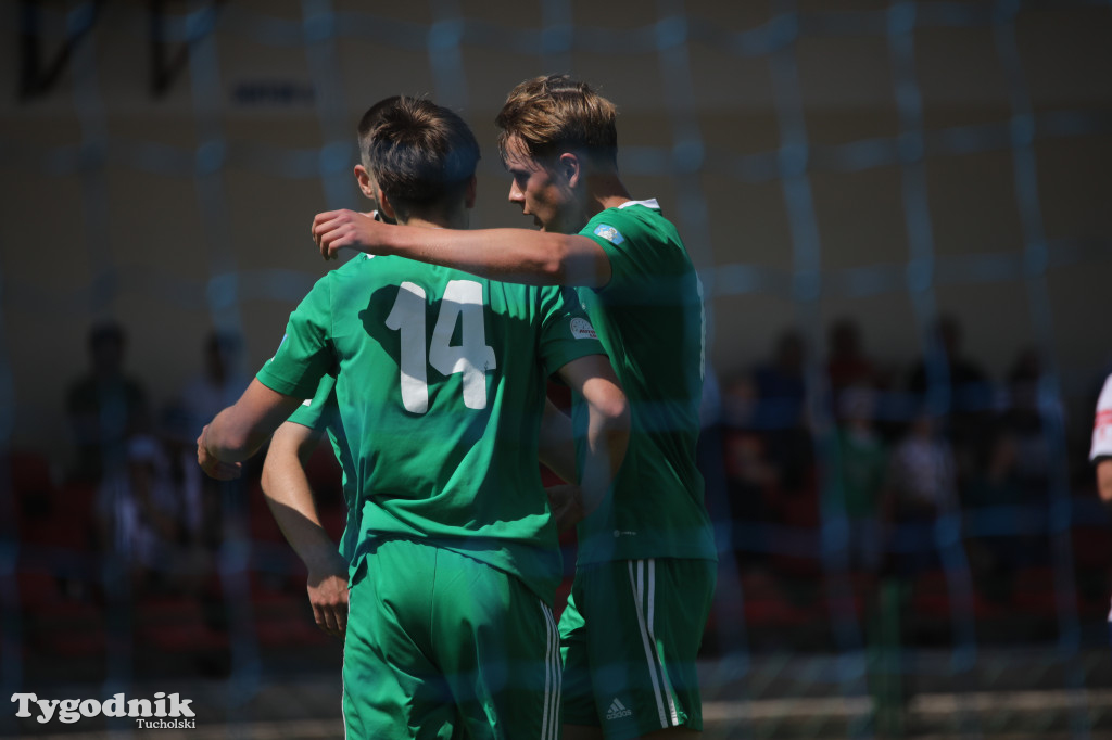 Klasa okręgowa: Tucholanka Tuchola - Zawisza II Bydgoszcz 3:2 (3:0)