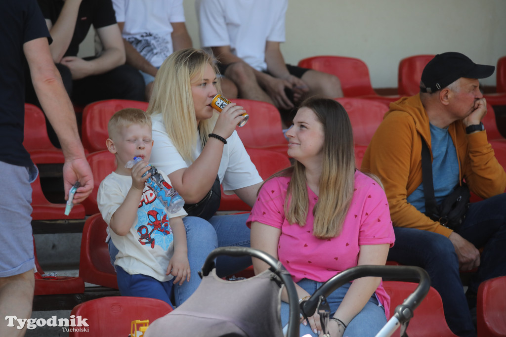 Klasa okręgowa: Tucholanka Tuchola - Zawisza II Bydgoszcz 3:2 (3:0)