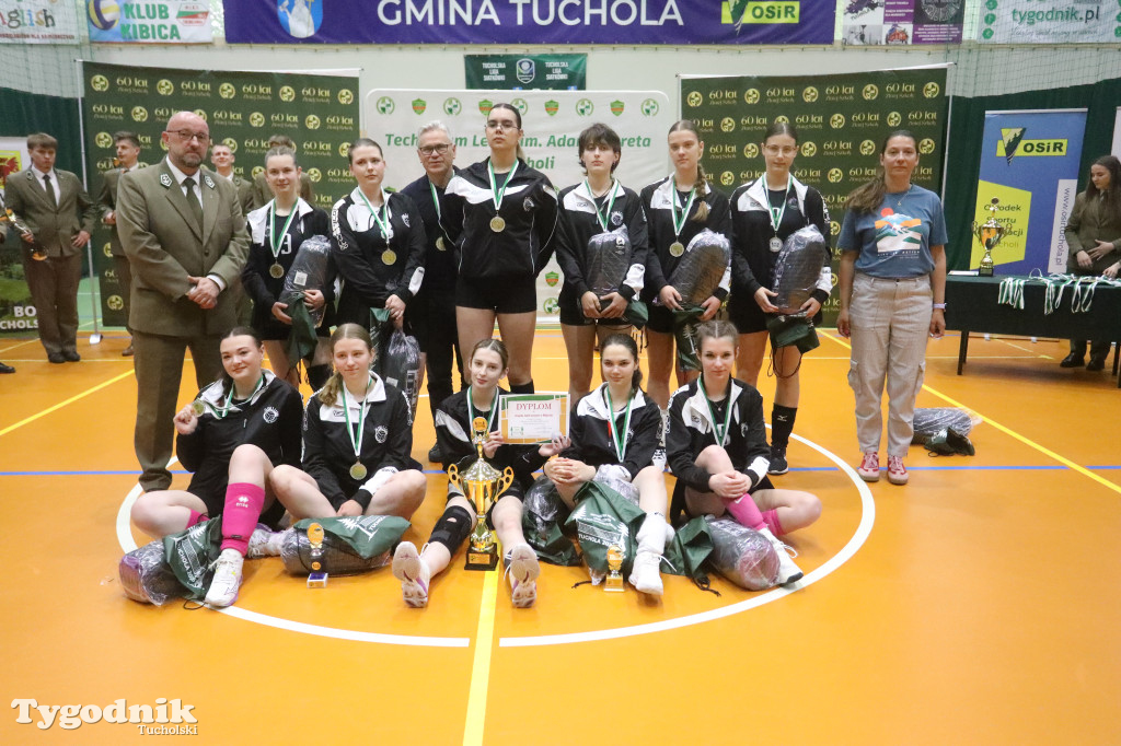 Uczennice Technikum Leśnego w Tucholi mistrzyniami Polski w siatkówce