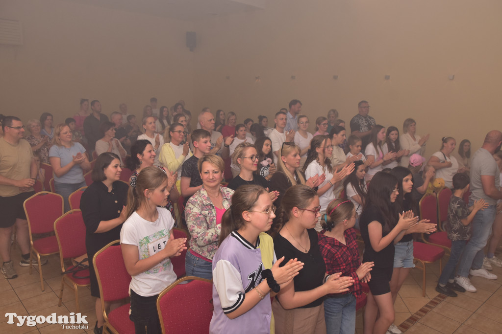 To nie było zwykłe przedstawienie. Grupa teatralna z B-CKiP Gminy Lubiewo wystąpiła z premierowym spektaklem