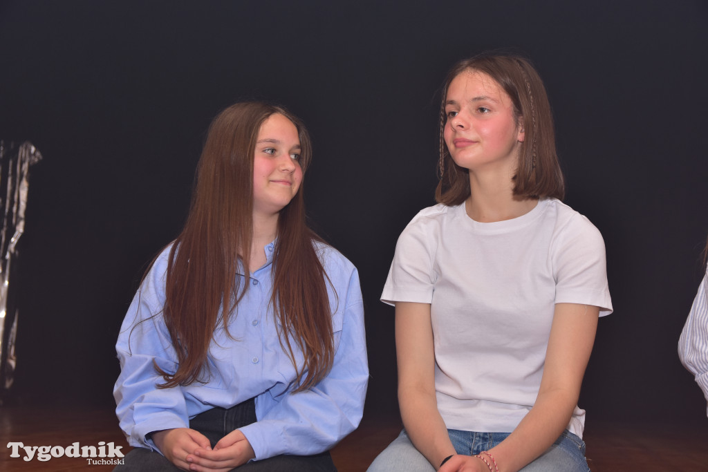 To nie było zwykłe przedstawienie. Grupa teatralna z B-CKiP Gminy Lubiewo wystąpiła z premierowym spektaklem