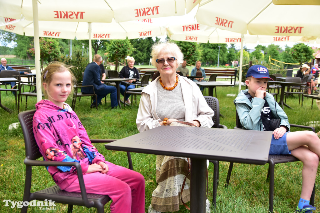 Bysław: Obchody Dnia Dziecka i Dnia Matki w ludowej odsłonie