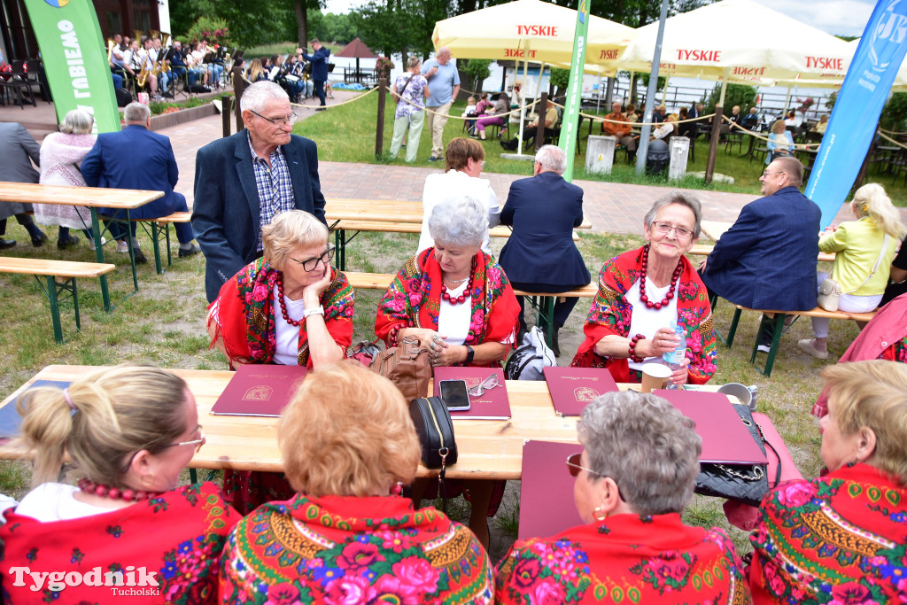 Bysław: Obchody Dnia Dziecka i Dnia Matki w ludowej odsłonie